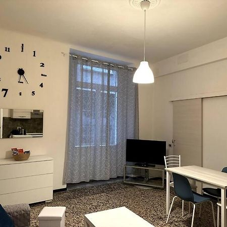Ridi Che Ti Passa In Vico Del Fieno Apartment Genova Exterior foto