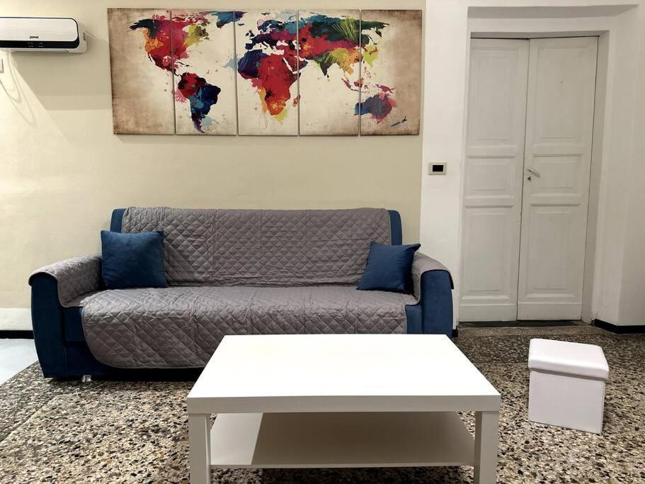Ridi Che Ti Passa In Vico Del Fieno Apartment Genova Exterior foto